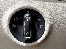 Skoda Superb Combi 2.0 TDI DSG Style | Thumbnail 10 von 26
