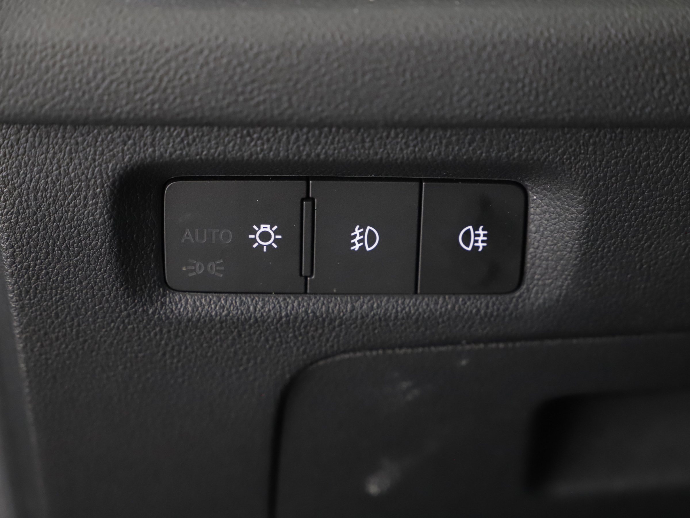 Skoda Octavia Combi 2.0 TDI Style | Bild 6 von 24