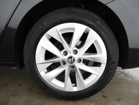 Skoda Octavia Combi 2.0 TDI Style | Thumbnail 3 von 24