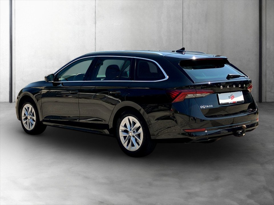 Skoda Octavia Combi 2.0 TDI Style | Bild 9 von 24