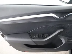 Skoda Octavia Combi 2.0TDI DSG | Thumbnail 15 von 23