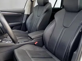 Skoda Octavia Combi 2.0 TDI Style | Thumbnail 10 von 26