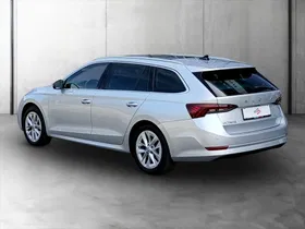 Skoda Octavia Combi 2.0 TDI Style | Thumbnail 4 von 26