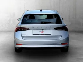 Skoda Octavia Combi 2.0 TDI Style | Thumbnail 5 von 26