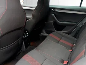 Skoda Octavia Combi 2.0TDI Style | Thumbnail 17 von 19