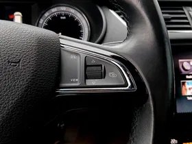 Skoda Octavia Combi 2.0TDI Style | Thumbnail 12 von 19