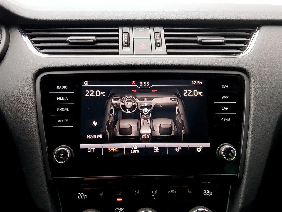 Skoda Octavia Combi 2.0TDI Style | Bild 14 von 19