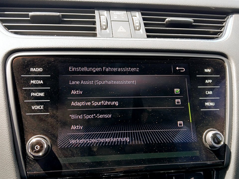 Skoda Octavia Combi 2.0 TDI Style Limited | Bild 24 von 24