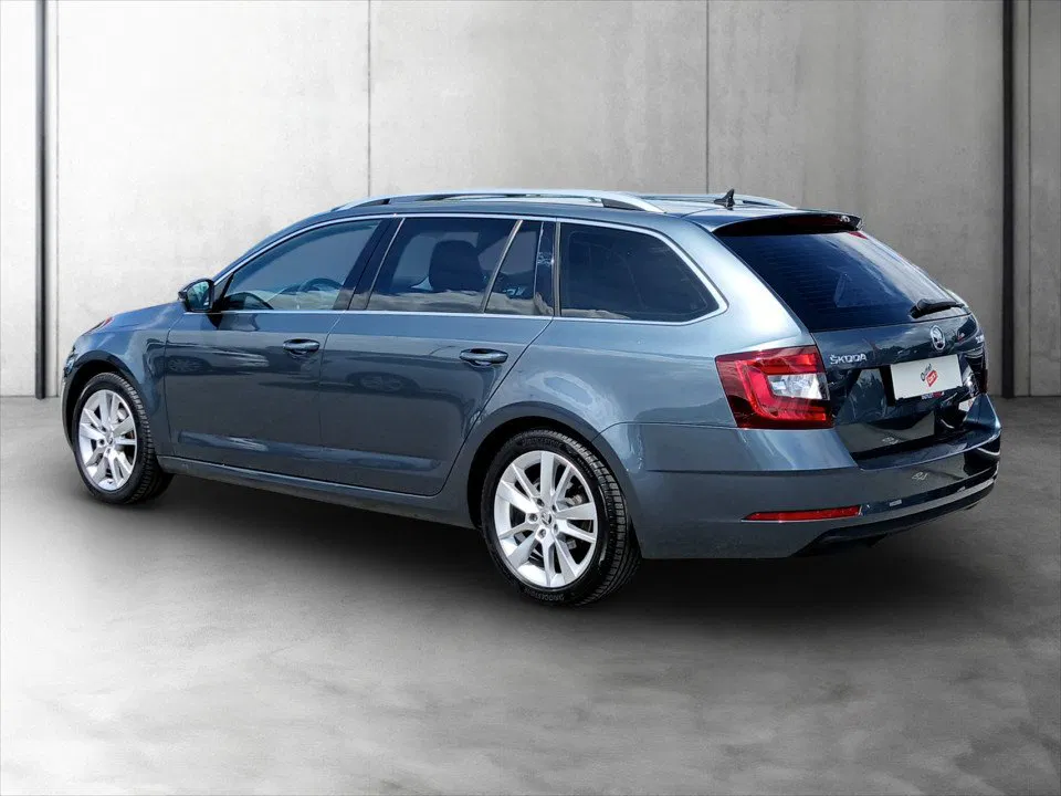 Skoda Octavia Combi 2.0 TDI Style Limited | Bild 4 von 24