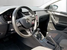 Skoda Octavia Combi 2.0 TDI Style Limited | Thumbnail 7 von 24