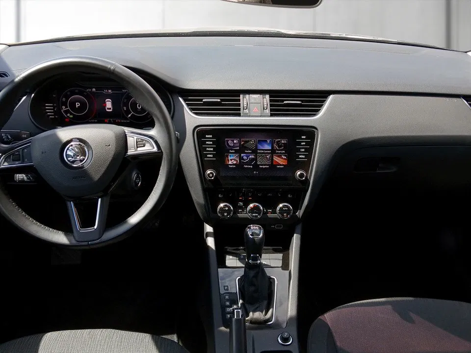 Skoda Octavia Combi 2.0 TDI Style Limited | Bild 10 von 24