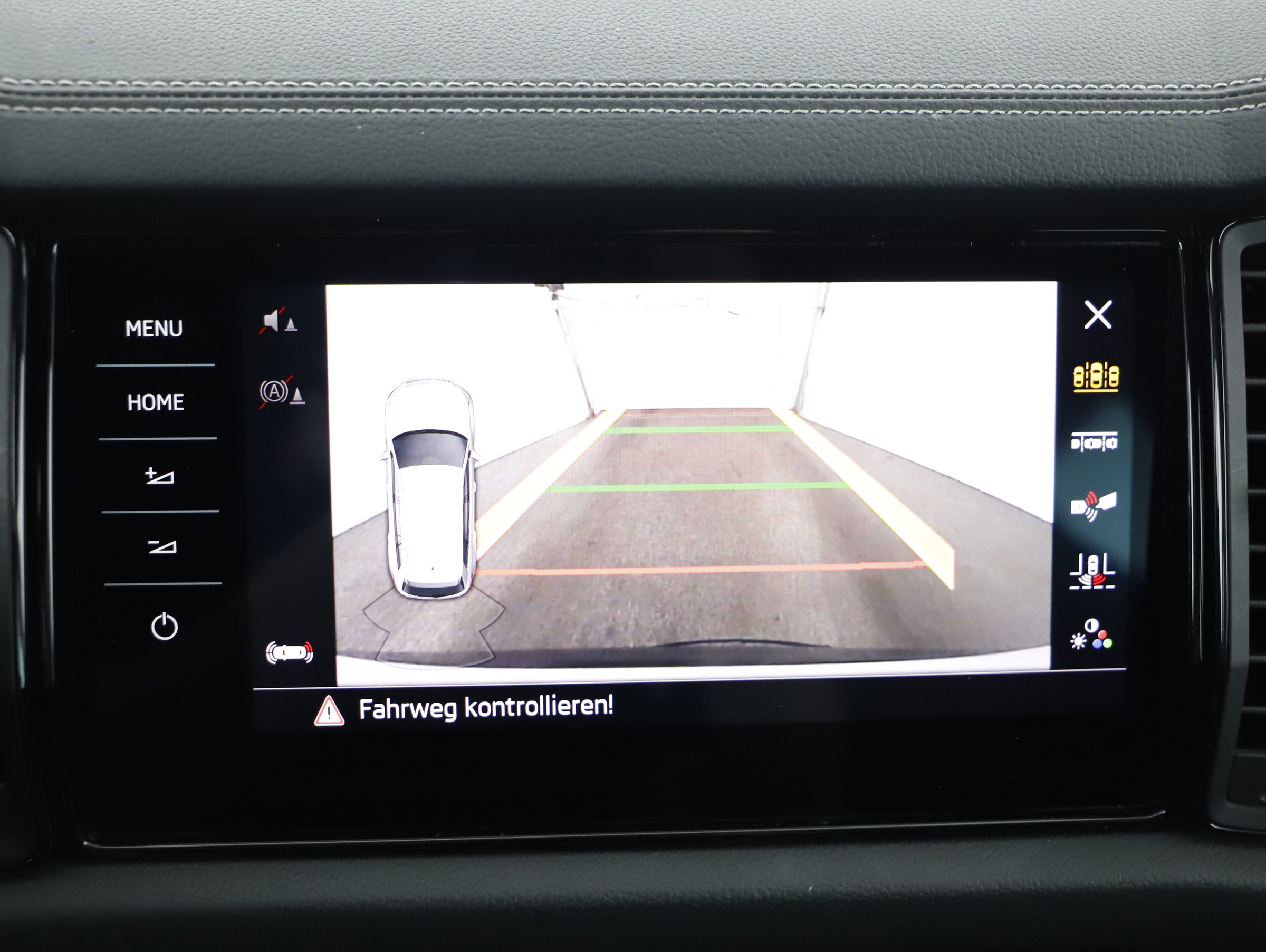 Skoda Kodiaq 2.0 TDI Sportline | Bild 15 von 22