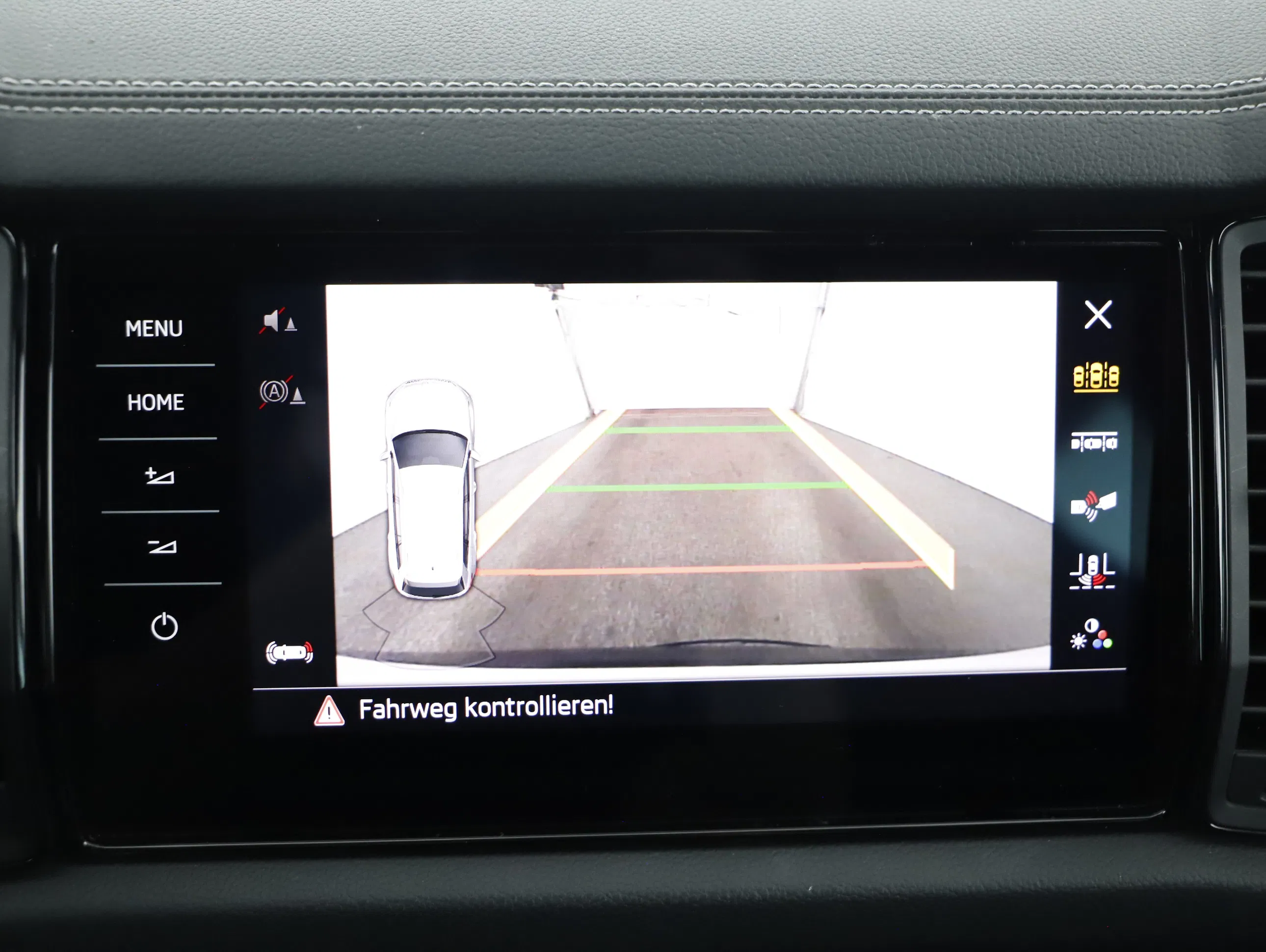 Skoda Kodiaq 2.0 TDI Sportline | Bild 15 von 22