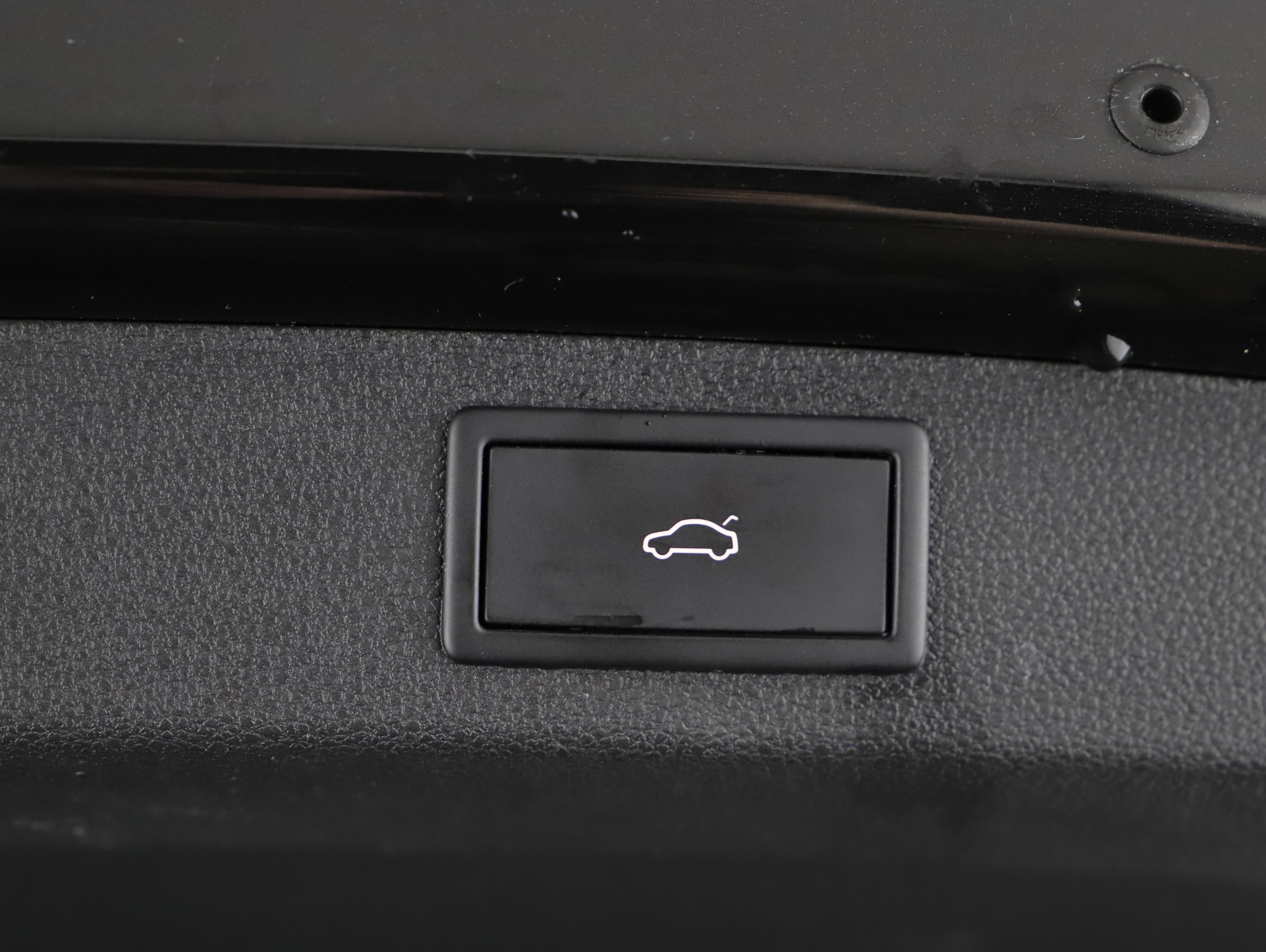 Skoda Kodiaq 2.0 TDI Sportline | Bild 18 von 24