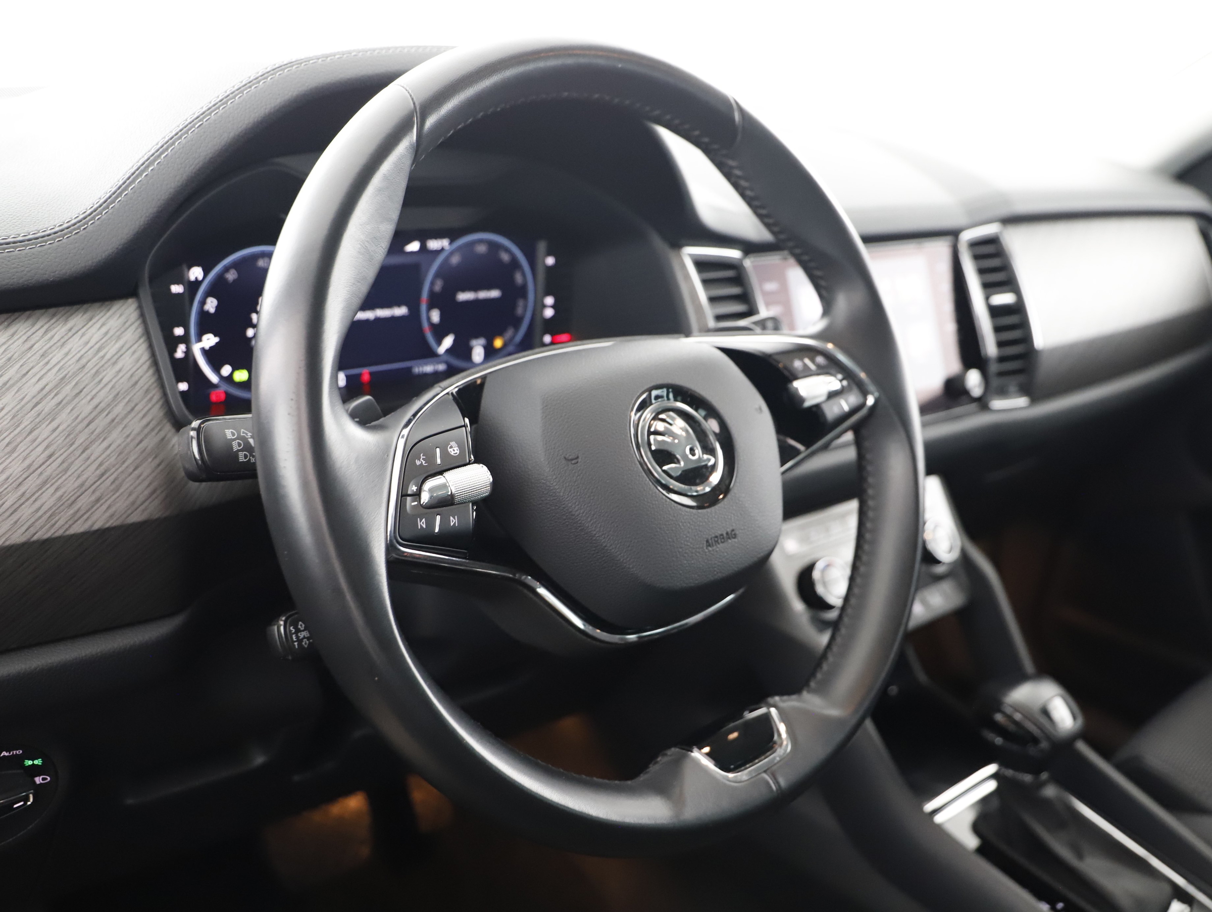 Skoda Kodiaq 2.0 TDI DSG Style | Bild 11 von 25