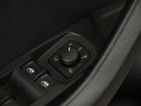 Skoda Karoq Ambition TDI | Thumbnail 11 von 26