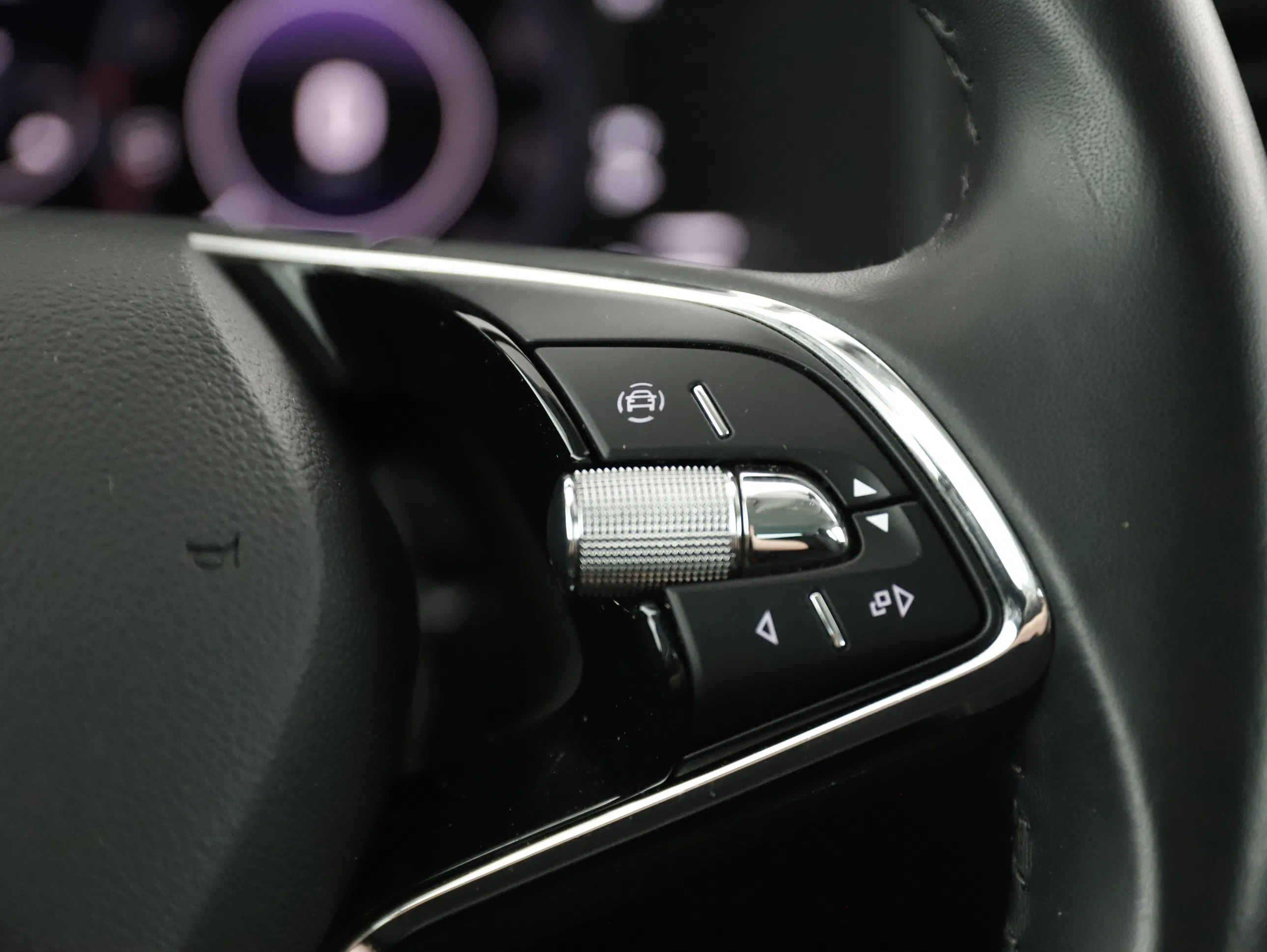 Skoda Karoq Ambition TDI | Bild 18 von 26