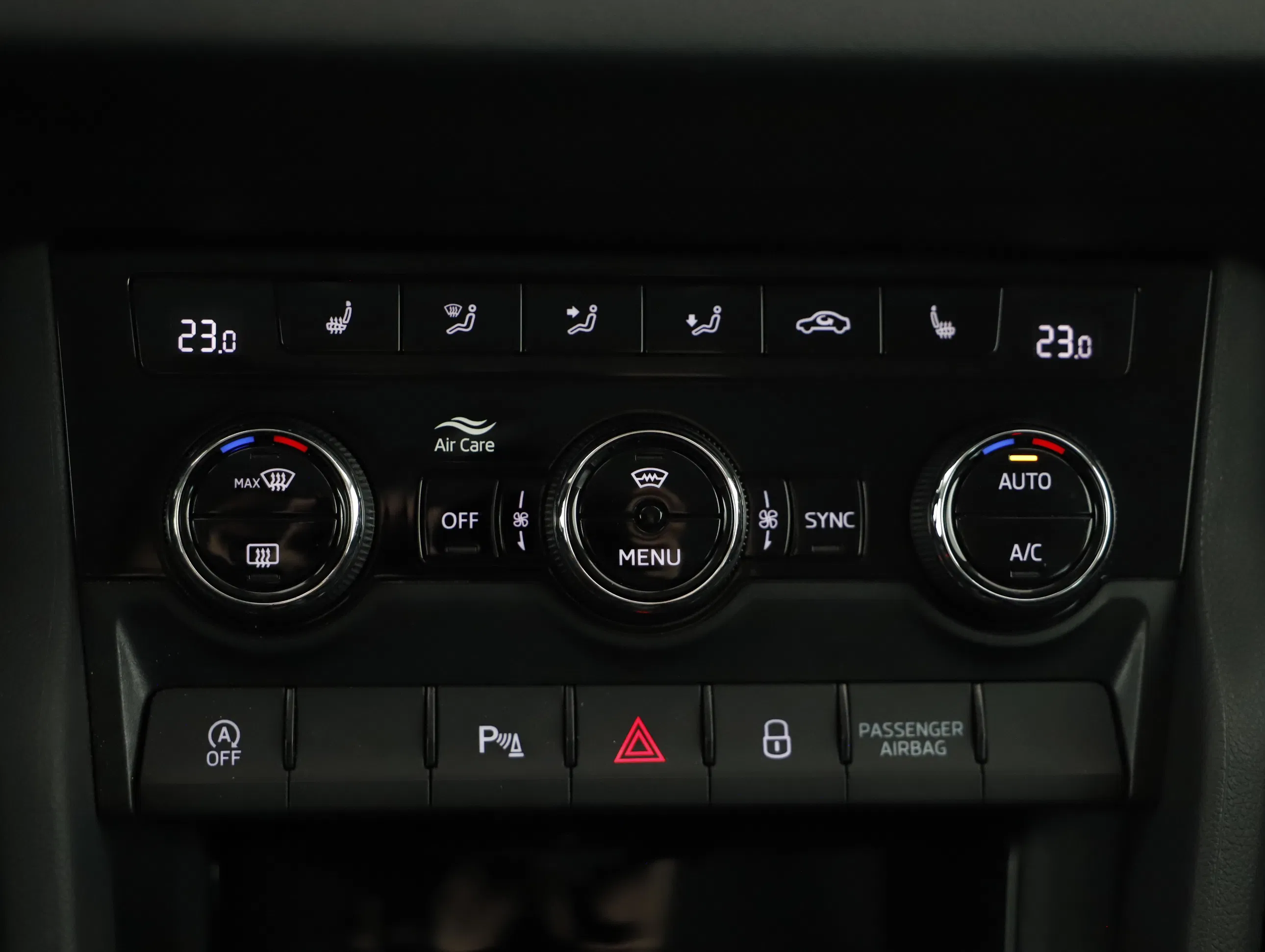 Skoda Karoq 2.0 TDI Ambition | Bild 10 von 22