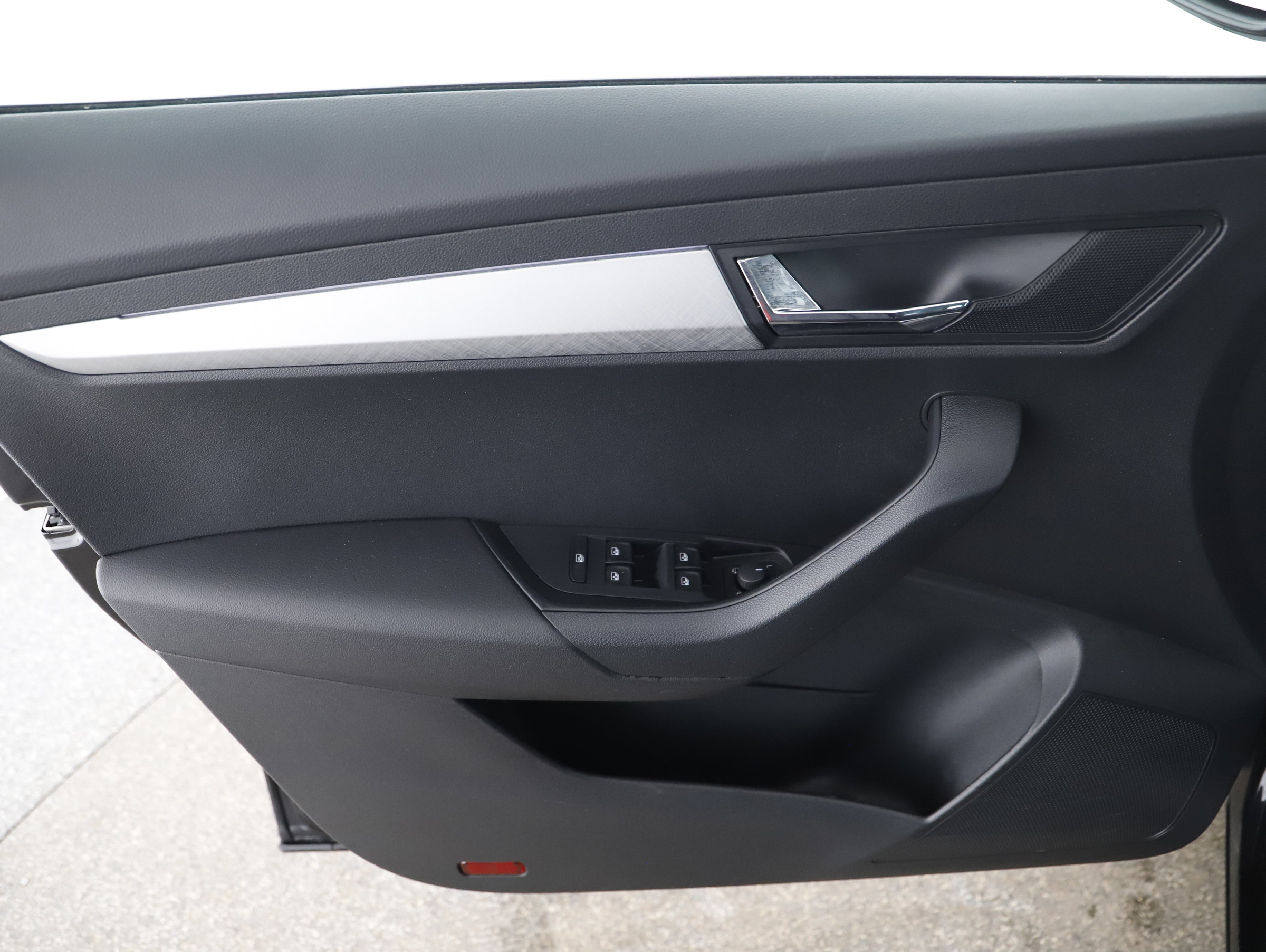 Skoda Karoq 2.0 TDI Ambition | Bild 15 von 22