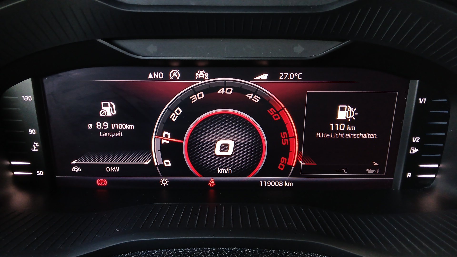 Skoda Karoq 2.0 TDI Sportline | Bild 15 von 22