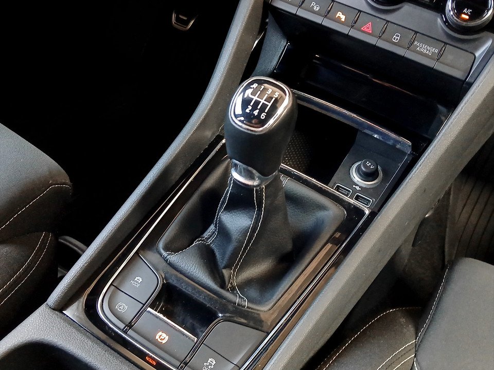 Skoda Karoq 2.0 TDI Sportline | Bild 19 von 22