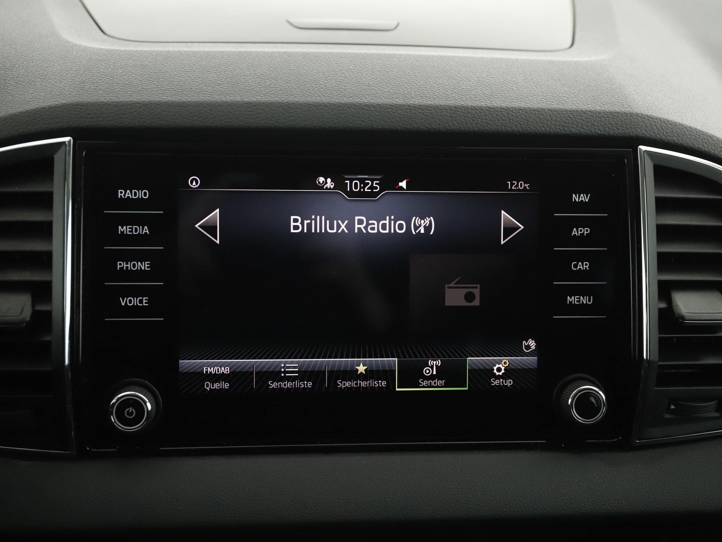 Skoda Karoq Ambition TDI | Bild 14 von 31