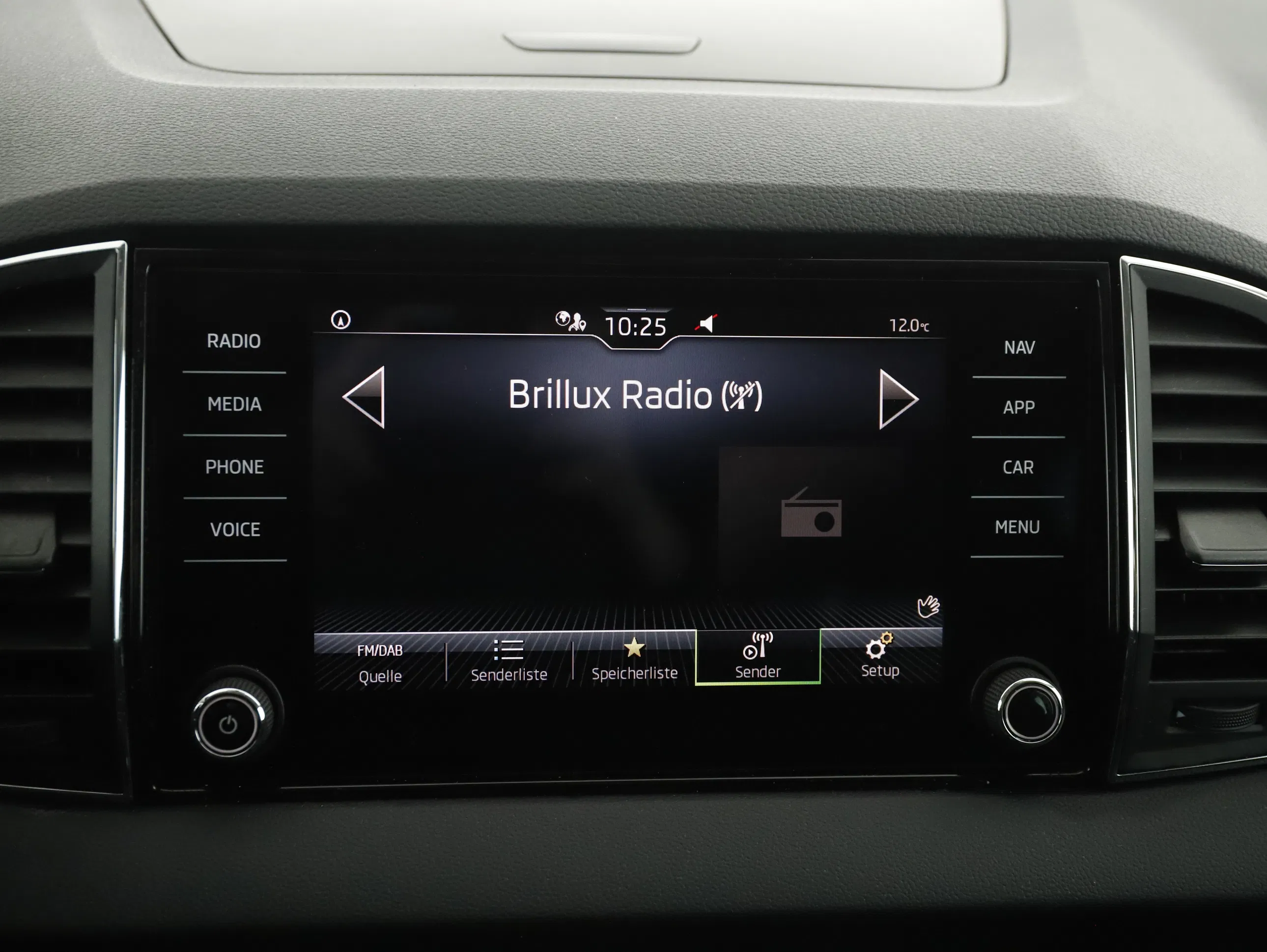 Skoda Karoq Ambition TDI | Bild 14 von 31