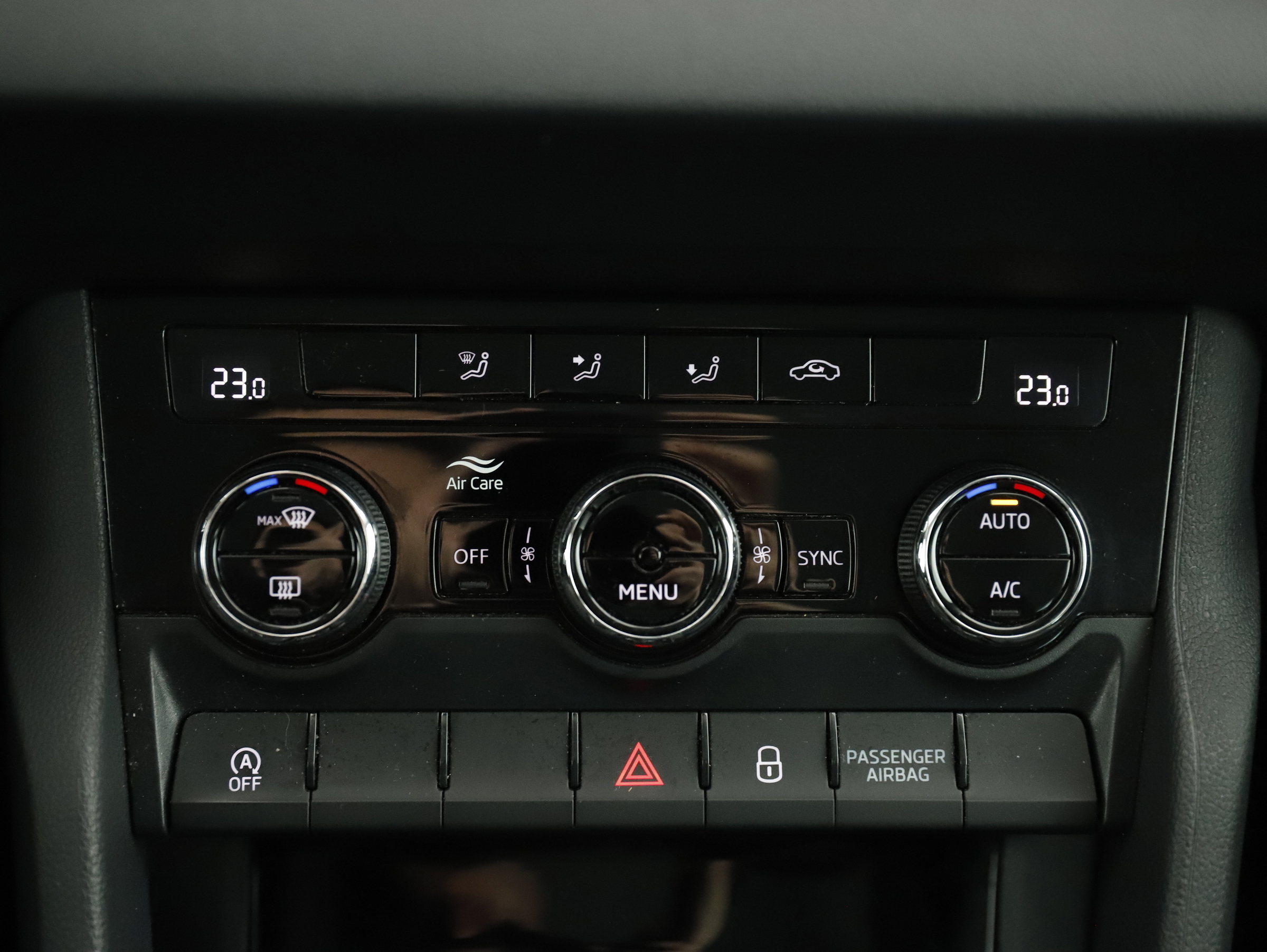 Skoda Karoq Ambition TDI | Bild 23 von 31