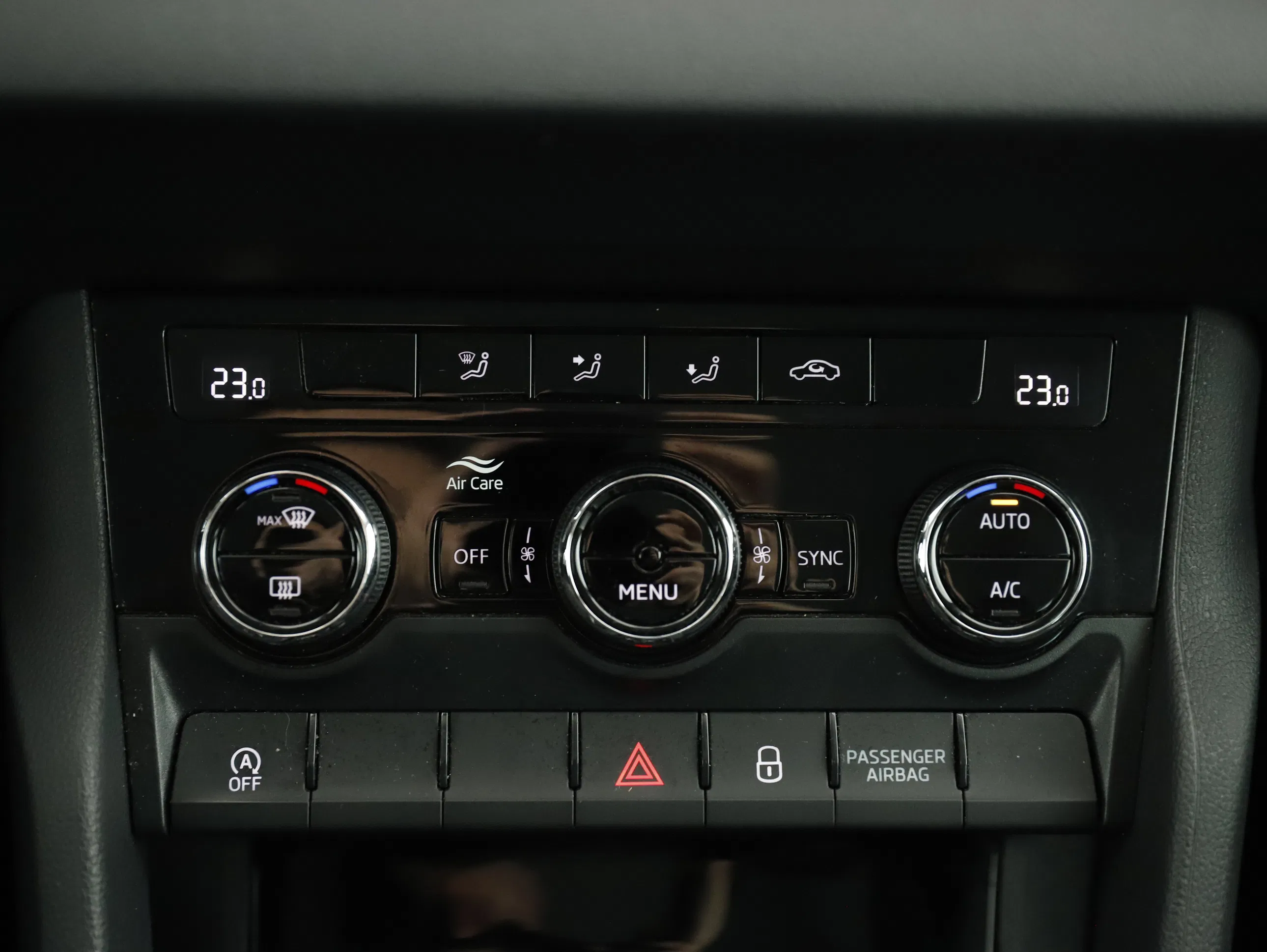 Skoda Karoq Ambition TDI | Bild 23 von 31