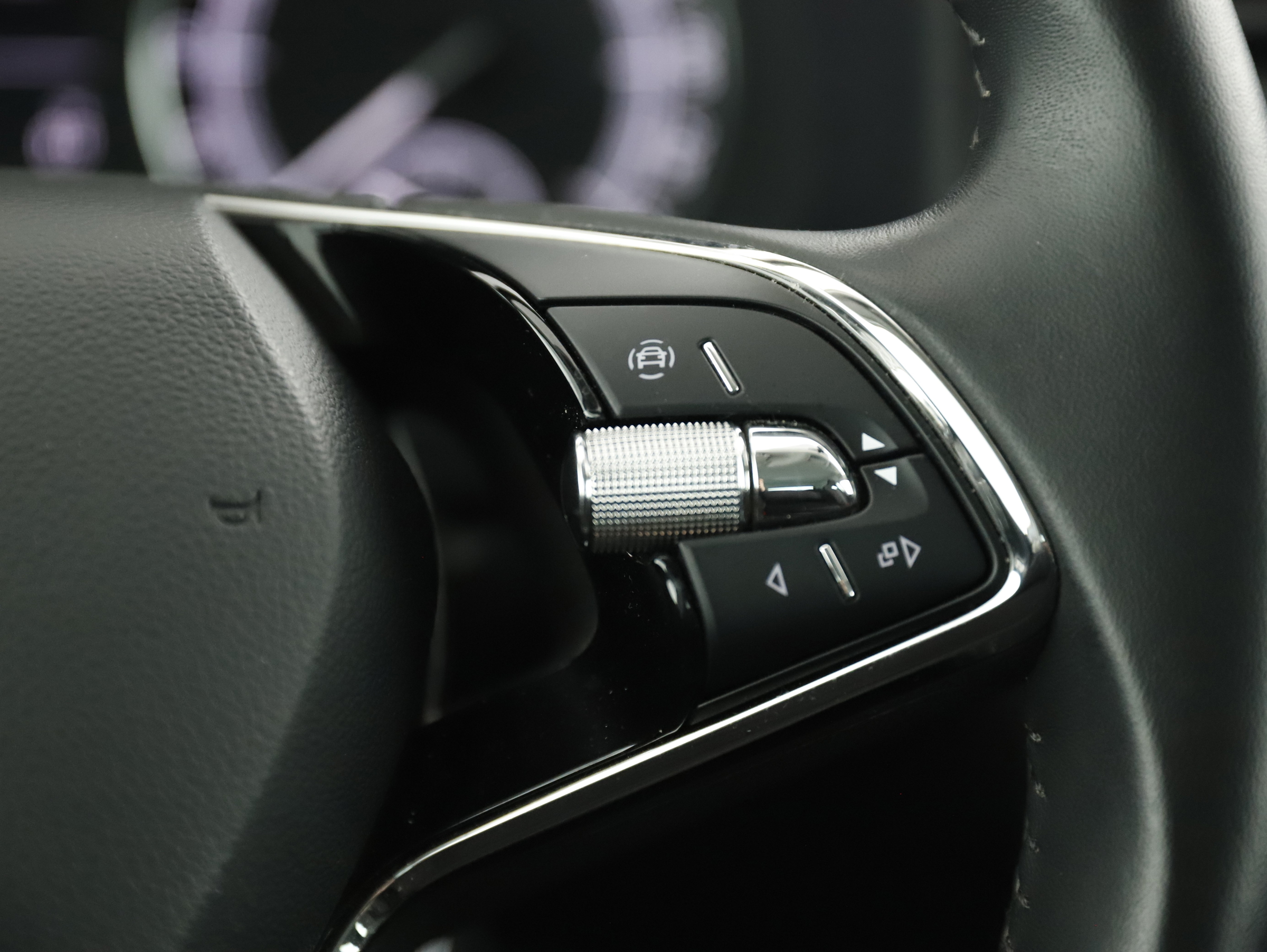 Skoda Karoq Ambition TDI | Bild 24 von 31