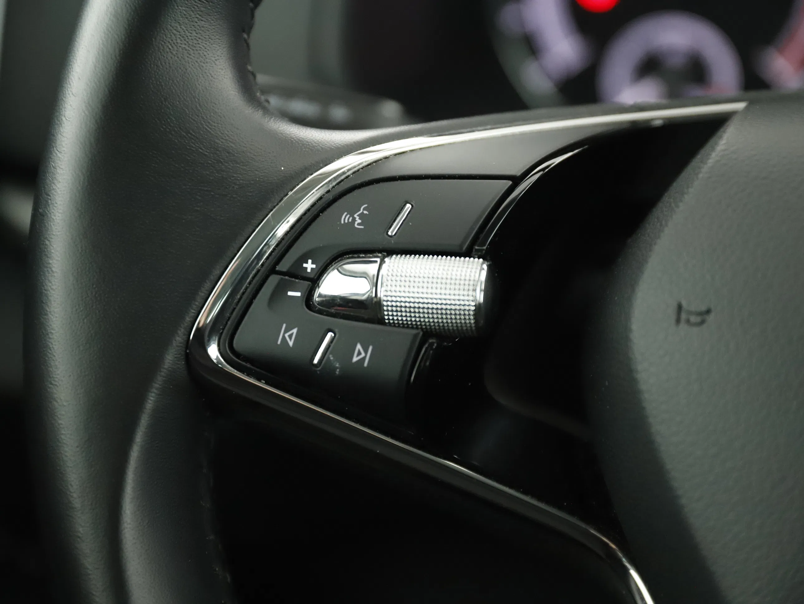 Skoda Karoq Ambition TDI | Bild 25 von 31