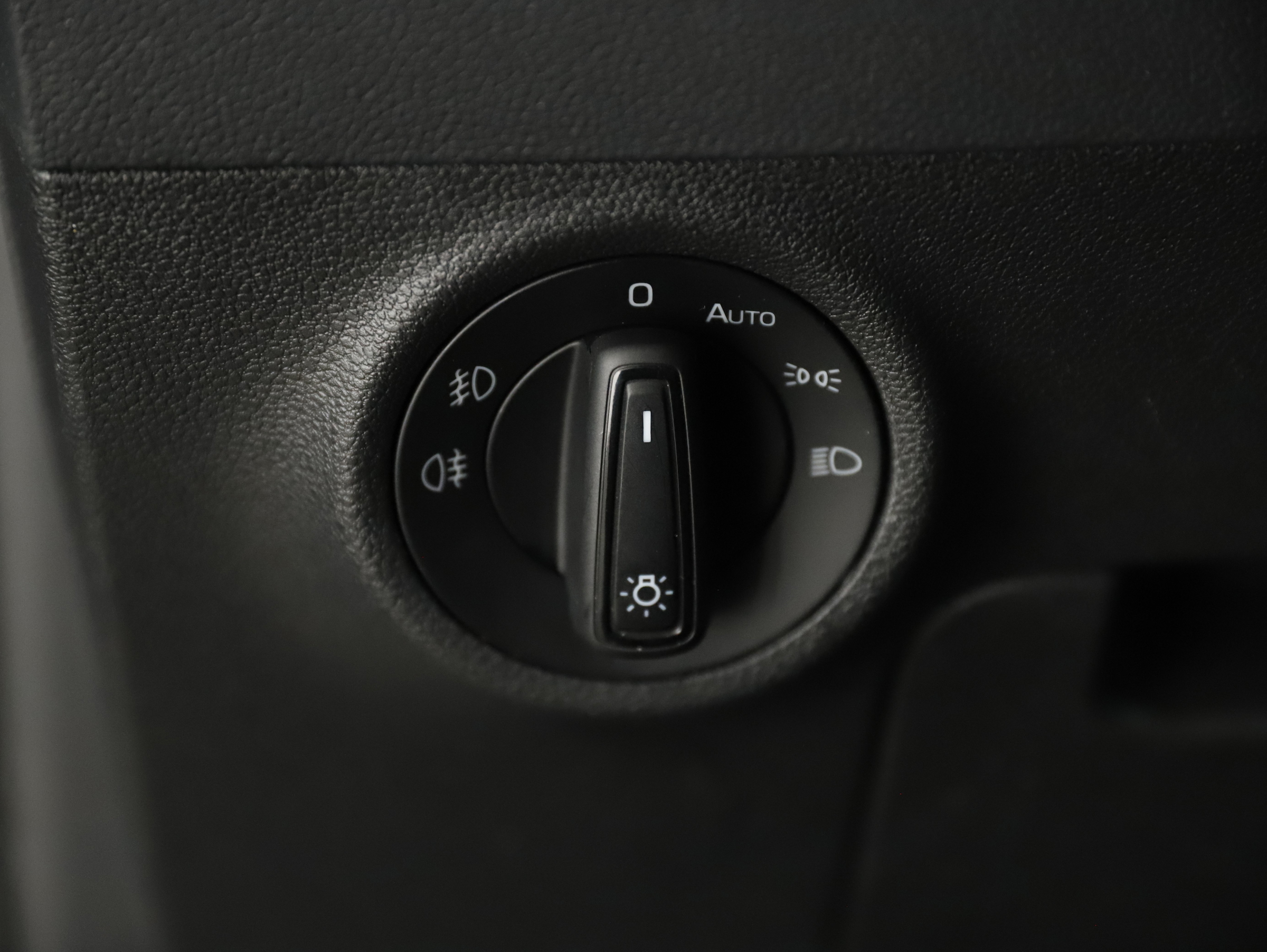 Skoda Karoq Ambition TDI | Bild 26 von 31