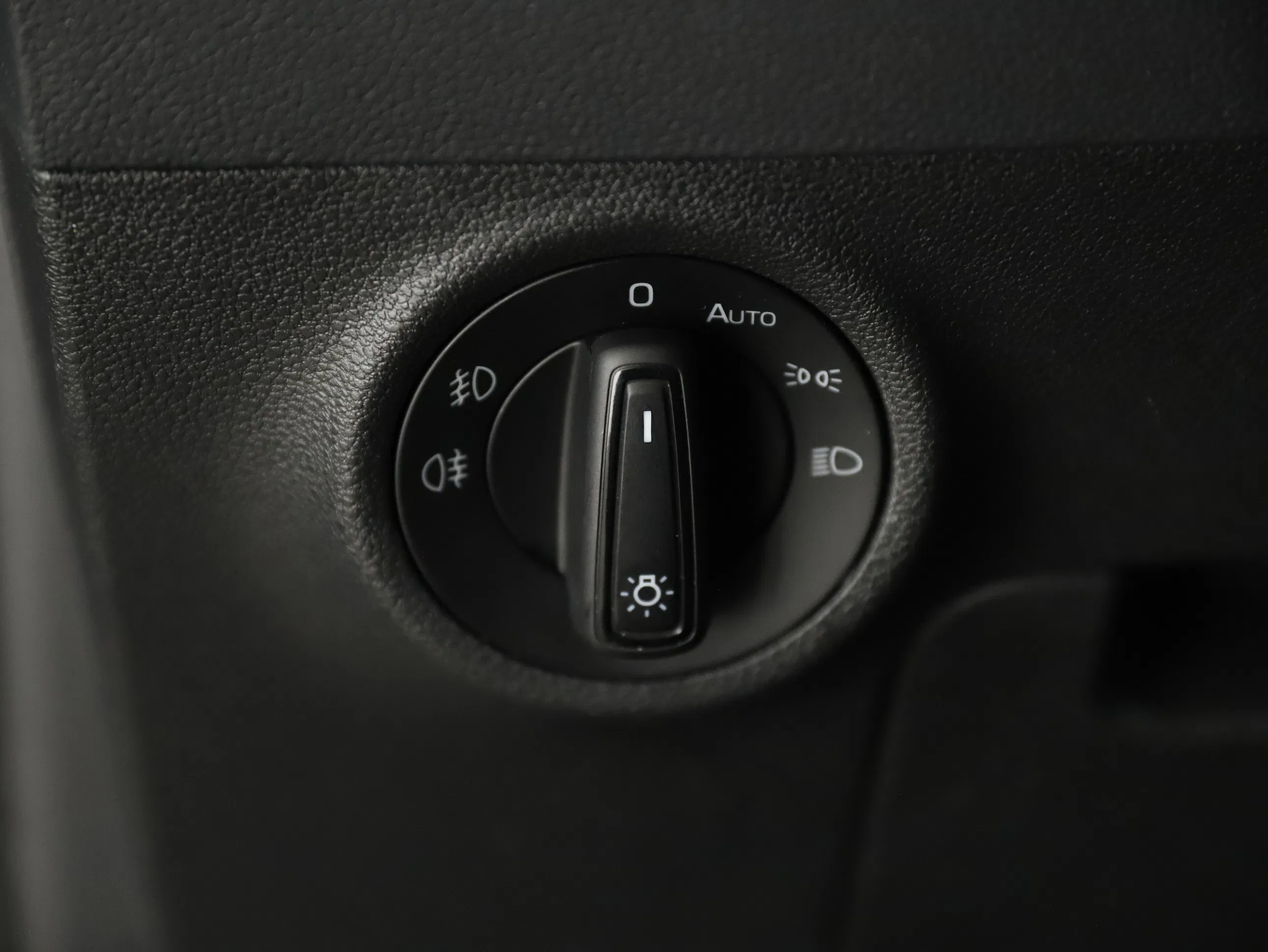 Skoda Karoq Ambition TDI | Bild 26 von 31