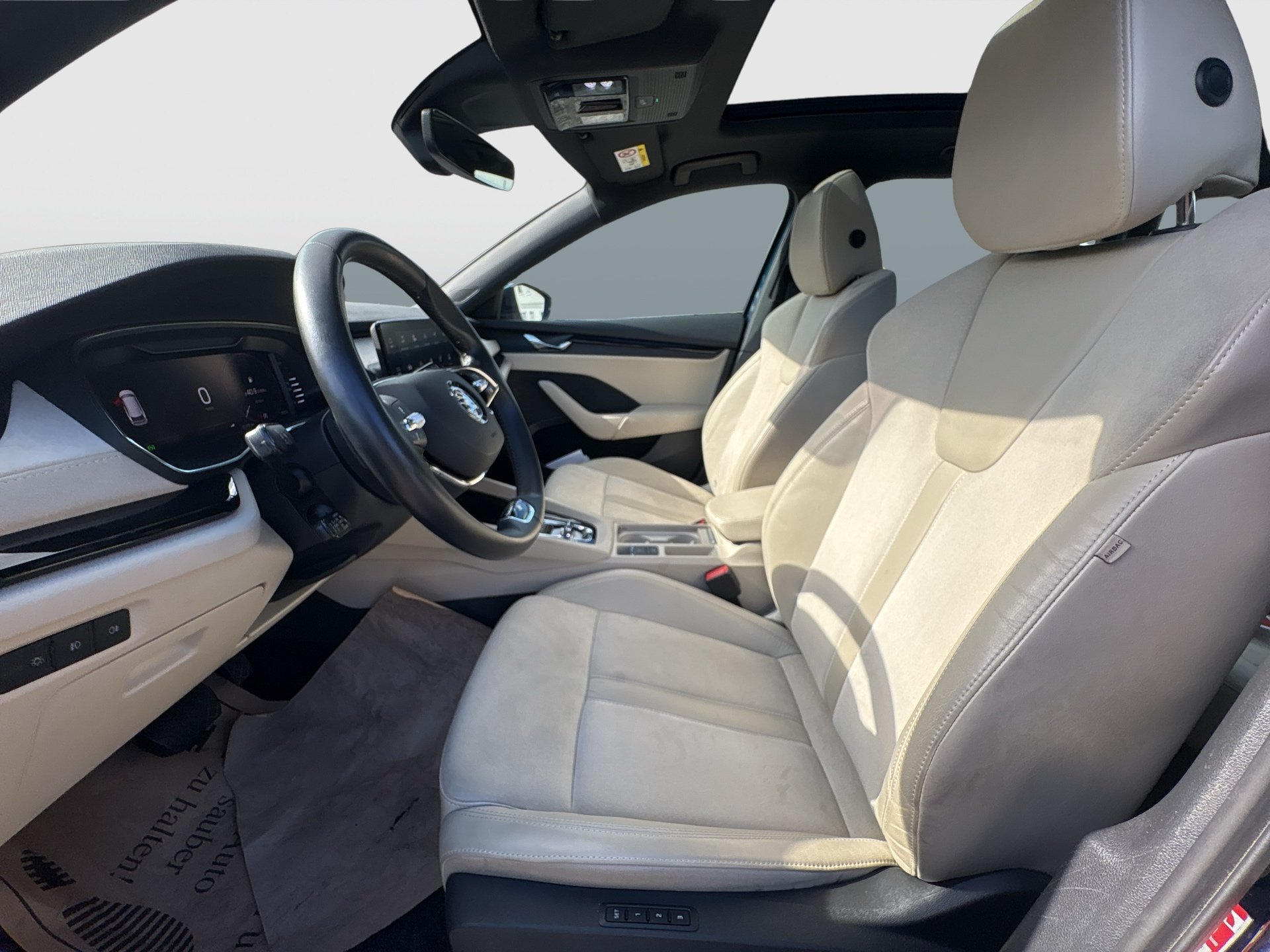 Skoda Octavia Combi 2.0 TDI Premium | Bild 11 von 24