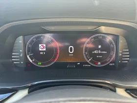 Skoda Octavia Combi 2.0 TDI Premium | Thumbnail 14 von 24