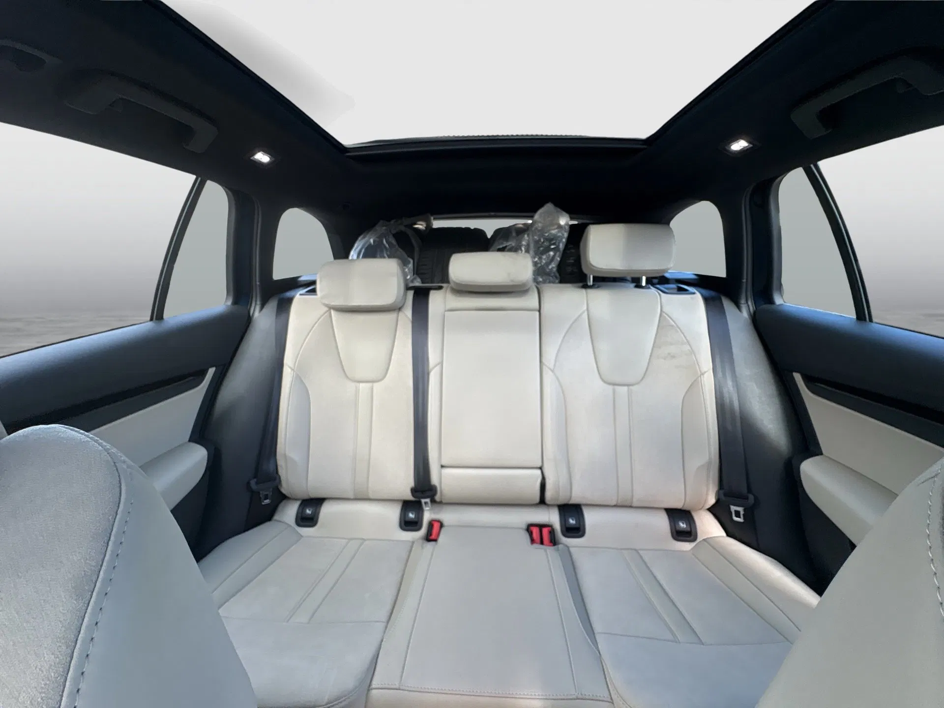 Skoda Octavia Combi 2.0 TDI Premium | Bild 21 von 24