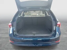 Skoda Octavia Combi 2.0 TDI Premium | Thumbnail 22 von 24