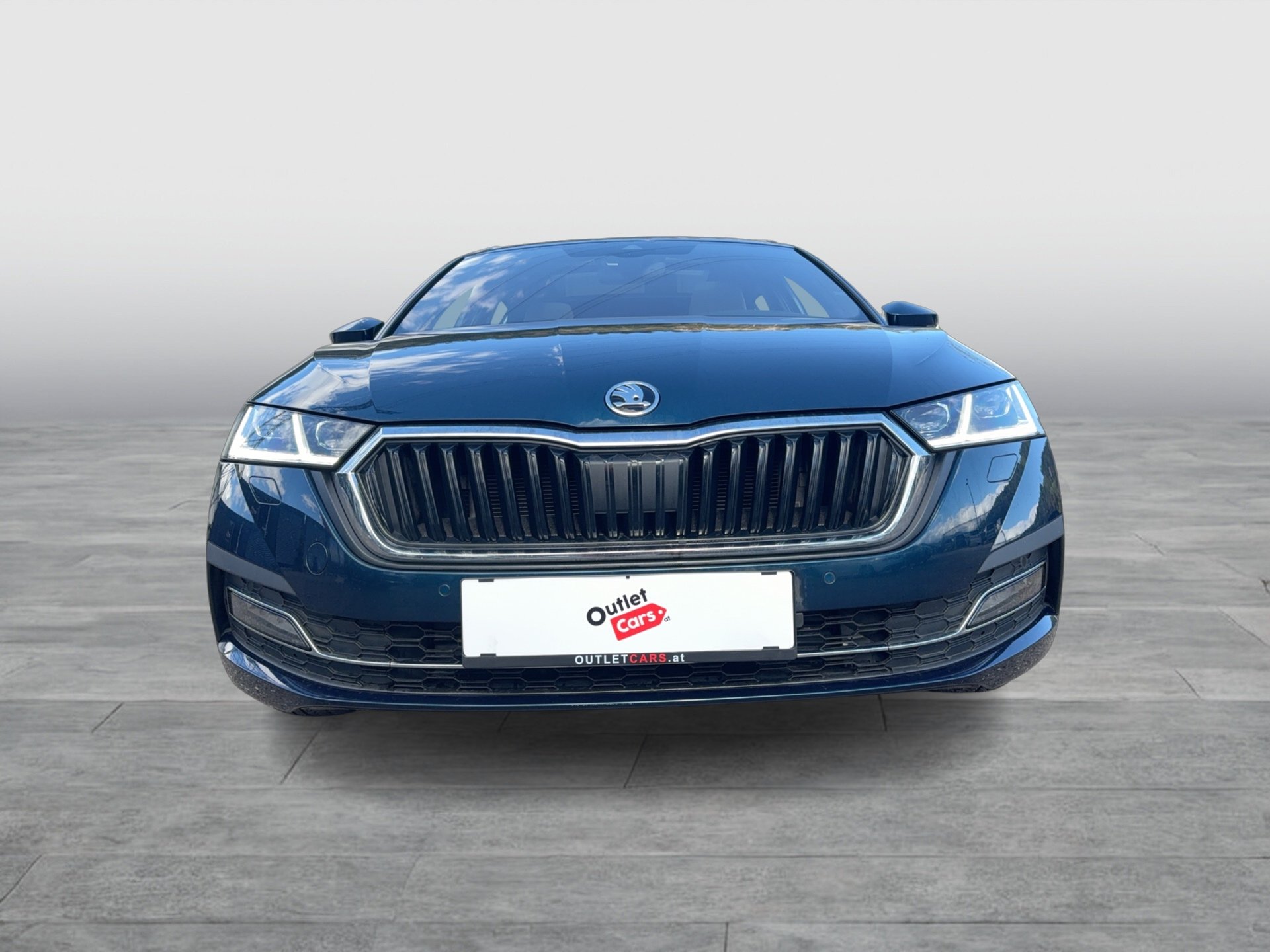 Skoda Octavia Combi 2.0 TDI Premium | Bild 8 von 24