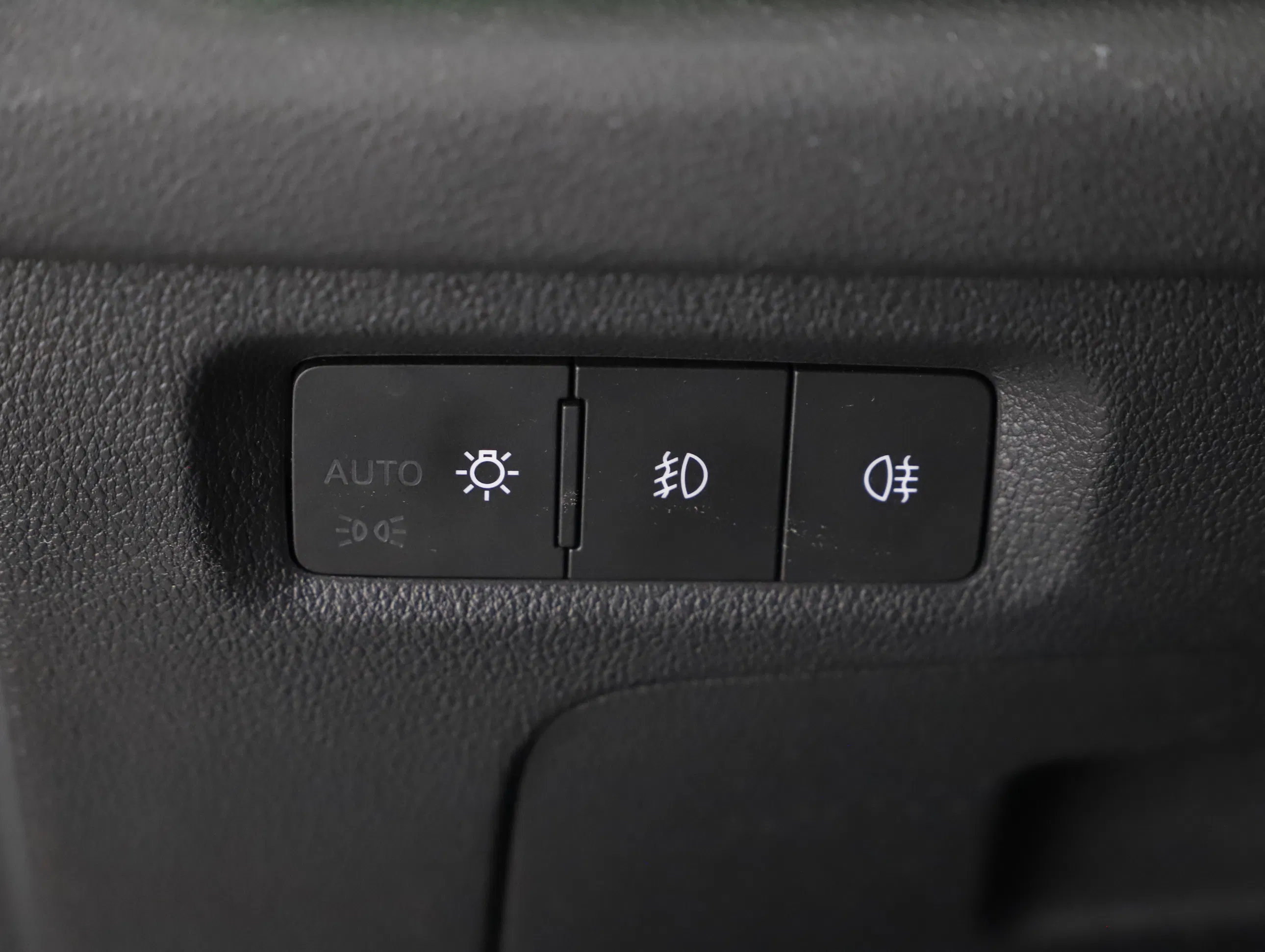 Skoda Octavia Combi 2.0 TDI Style | Bild 6 von 22