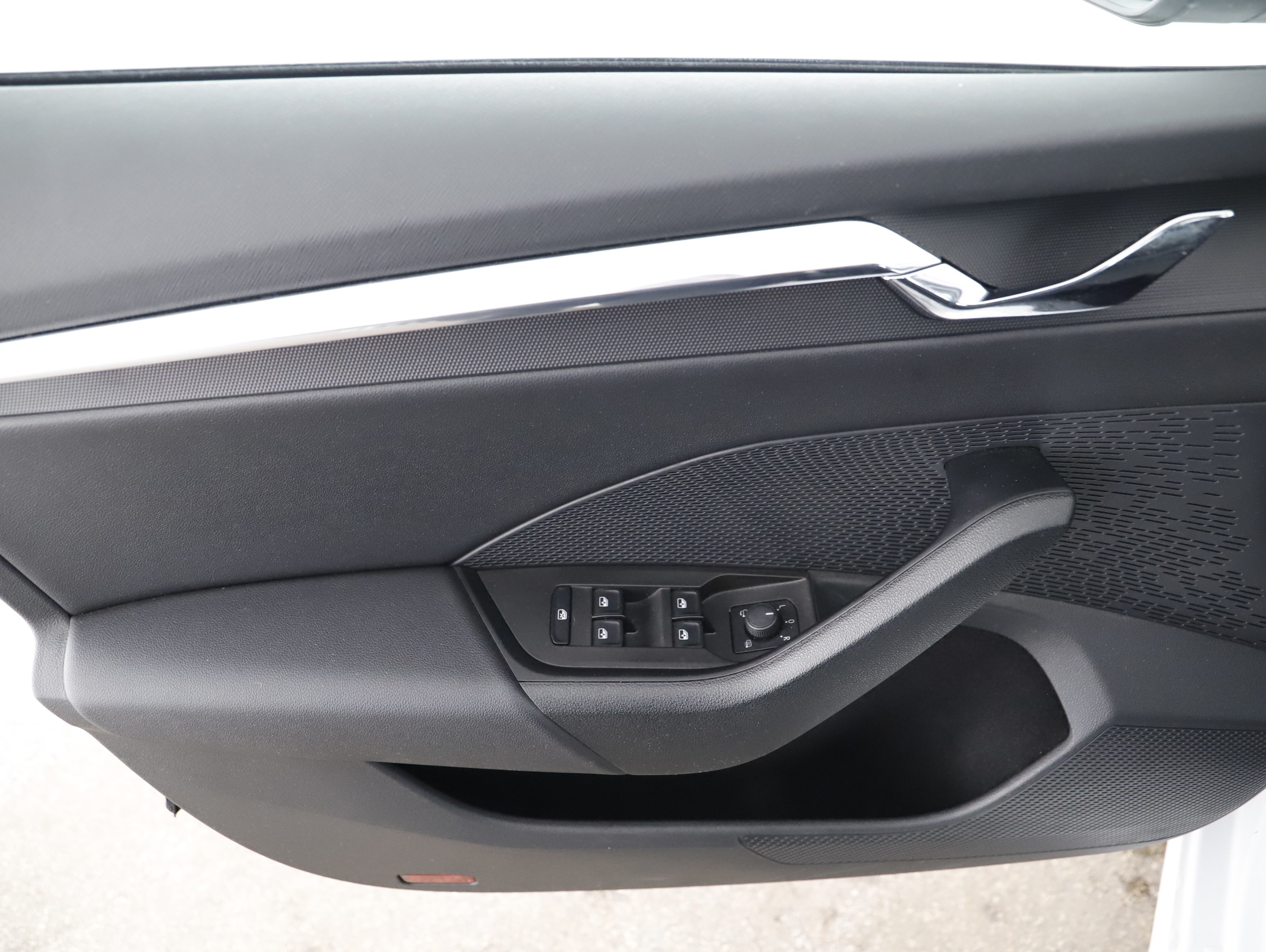 Skoda Octavia Combi 2.0 TDI Style | Bild 4 von 22