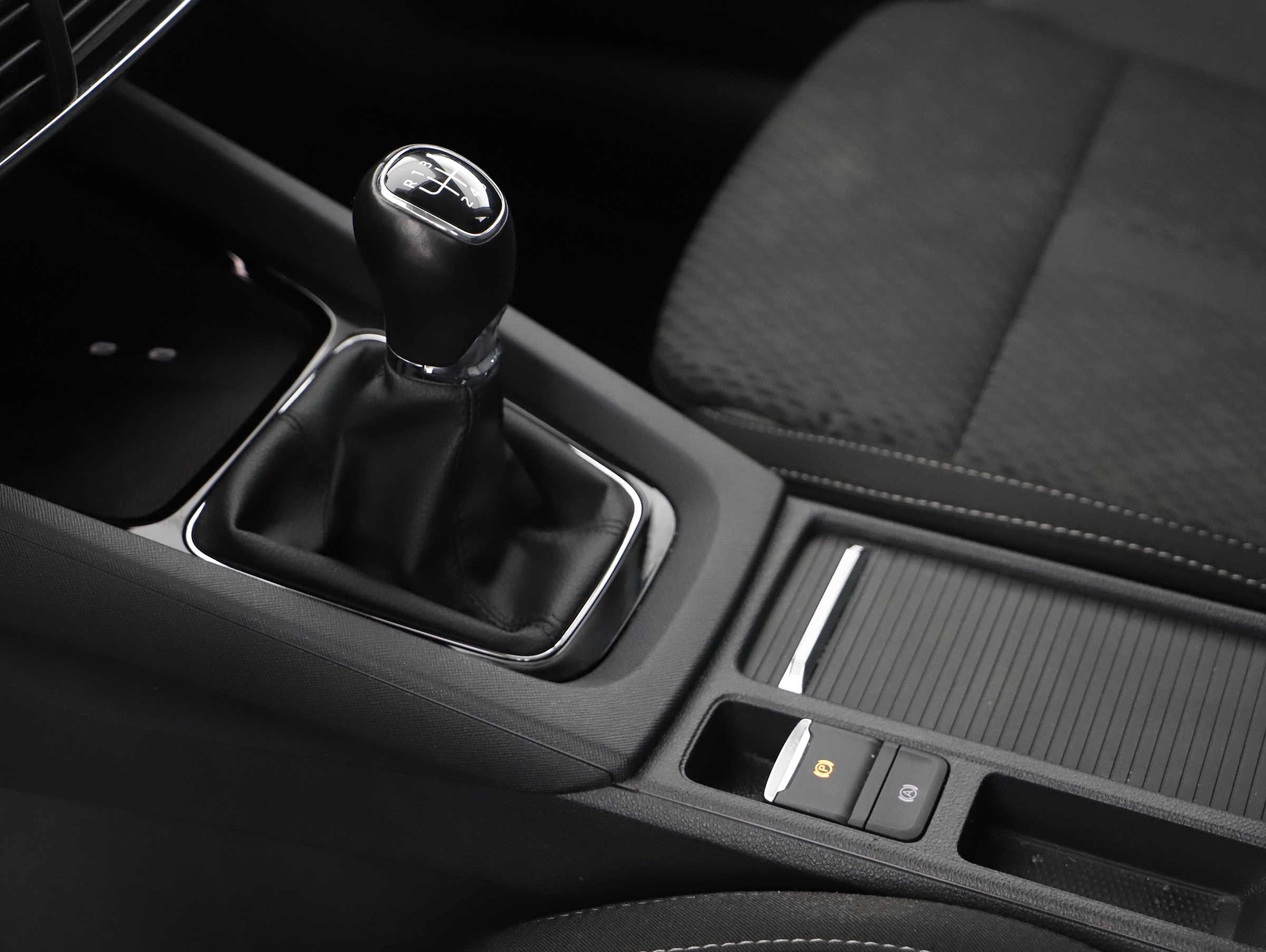 Skoda Octavia Combi 2.0 TDI Style | Bild 14 von 22