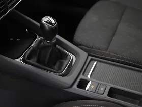 Skoda Octavia Combi 2.0 TDI Style | Thumbnail 14 von 22