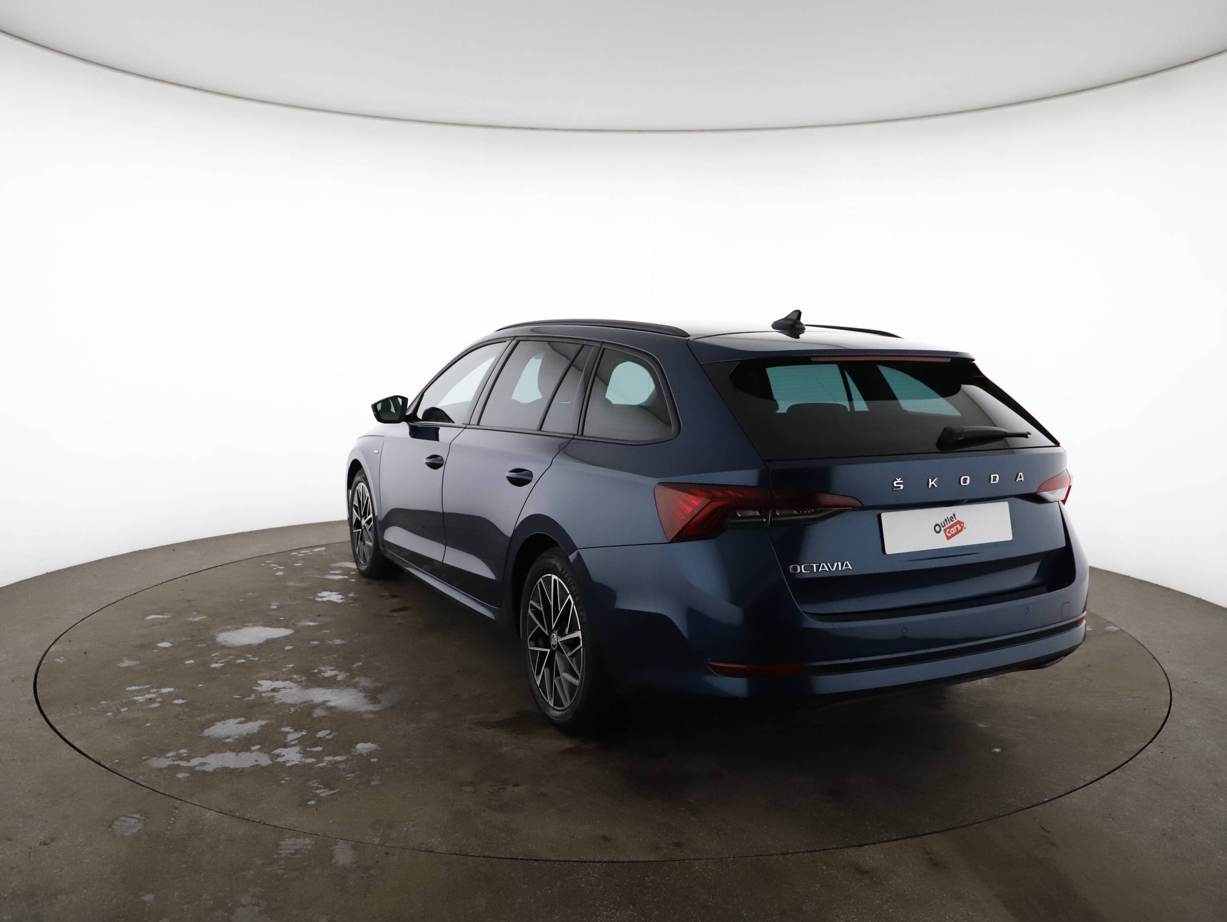 Skoda Octavia Combi 2.0 TDI Ambition | Bild 2 von 20