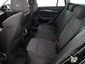 Skoda Octavia Combi 2.0 TDI Style | Thumbnail 3 von 24