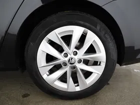 Skoda Octavia Combi 2.0 TDI Style | Thumbnail 23 von 24