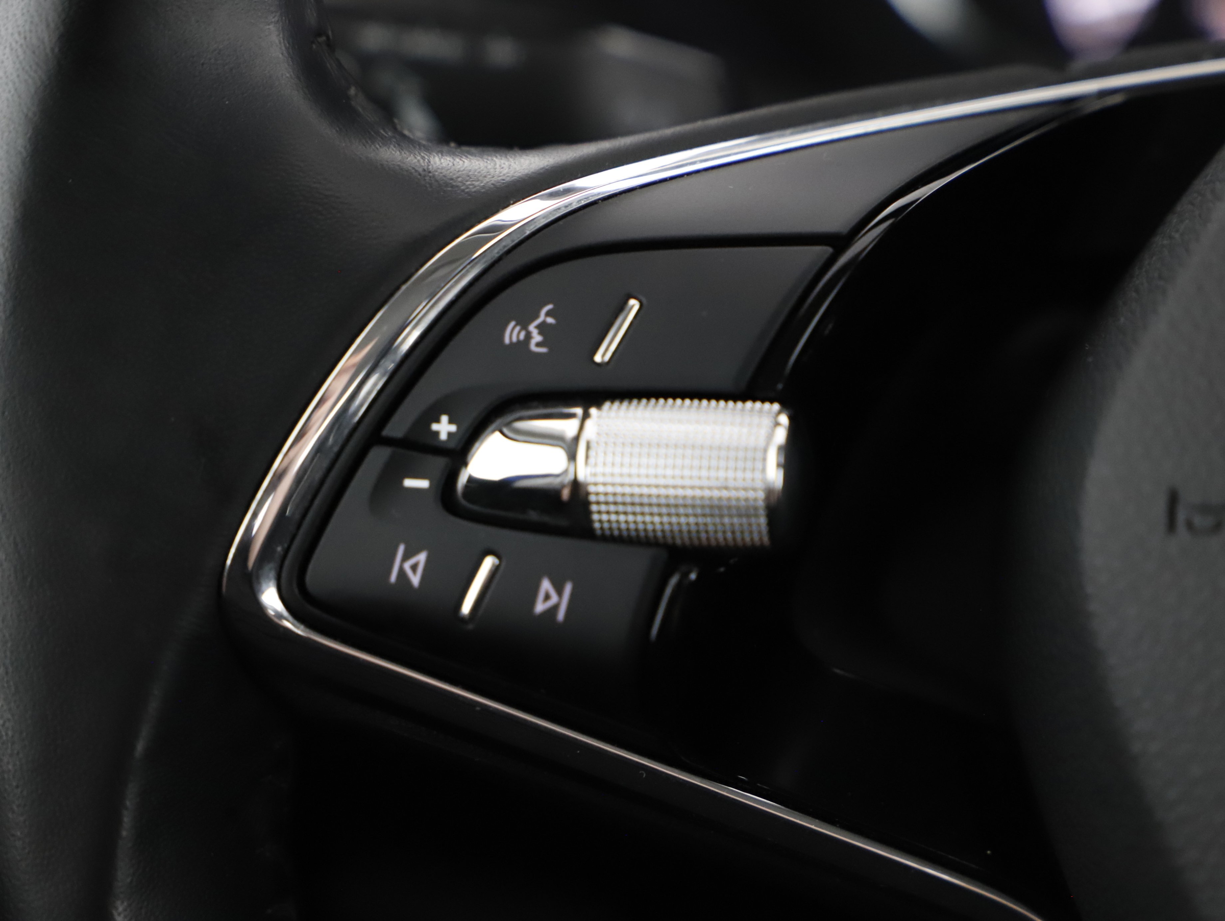 Skoda Octavia Combi 2.0 TDI Ambition | Bild 18 von 23