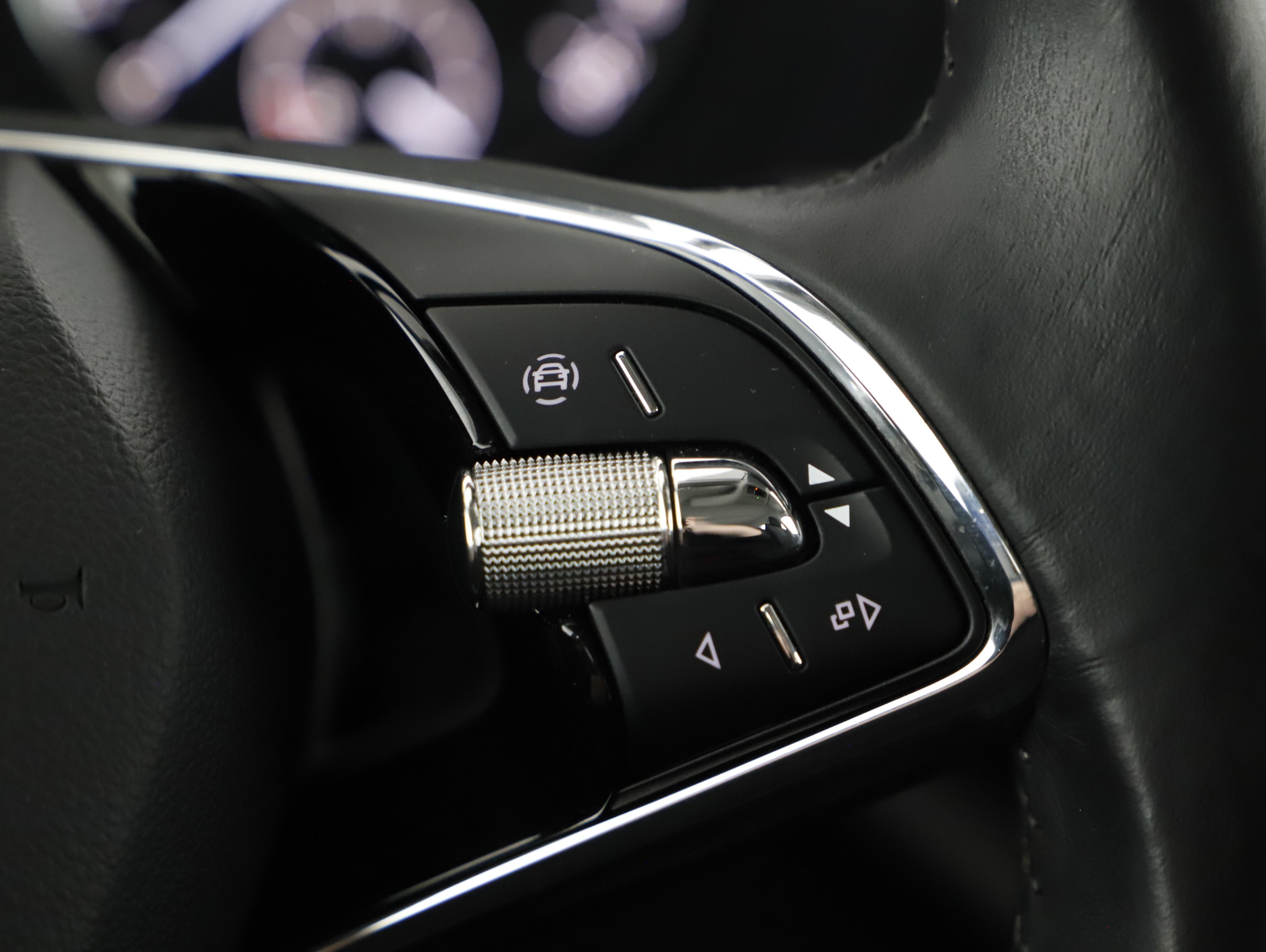 Skoda Octavia Combi 2.0 TDI Ambition | Bild 19 von 23