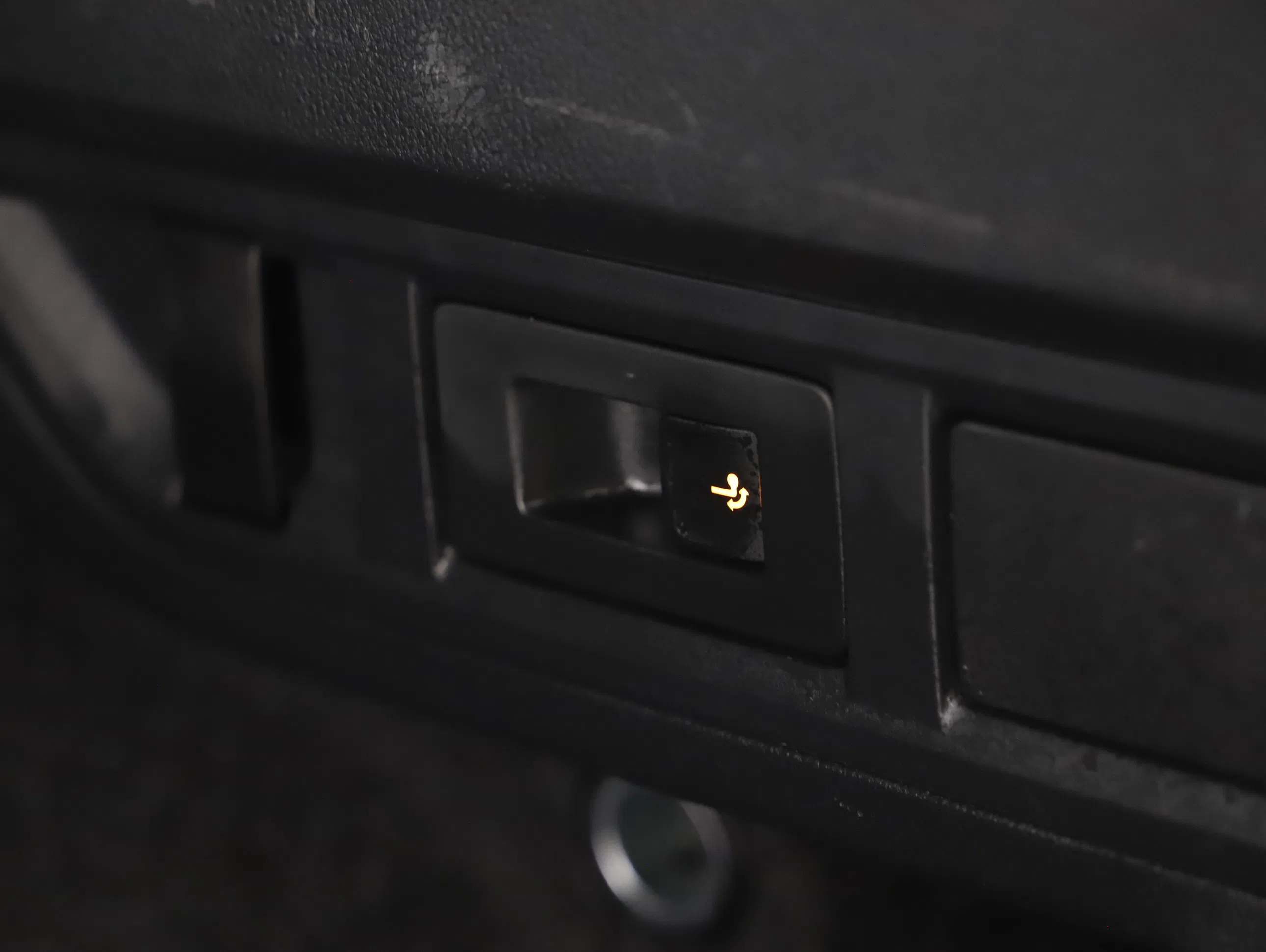 Skoda Octavia Combi 2.0 TDI Ambition | Bild 21 von 23