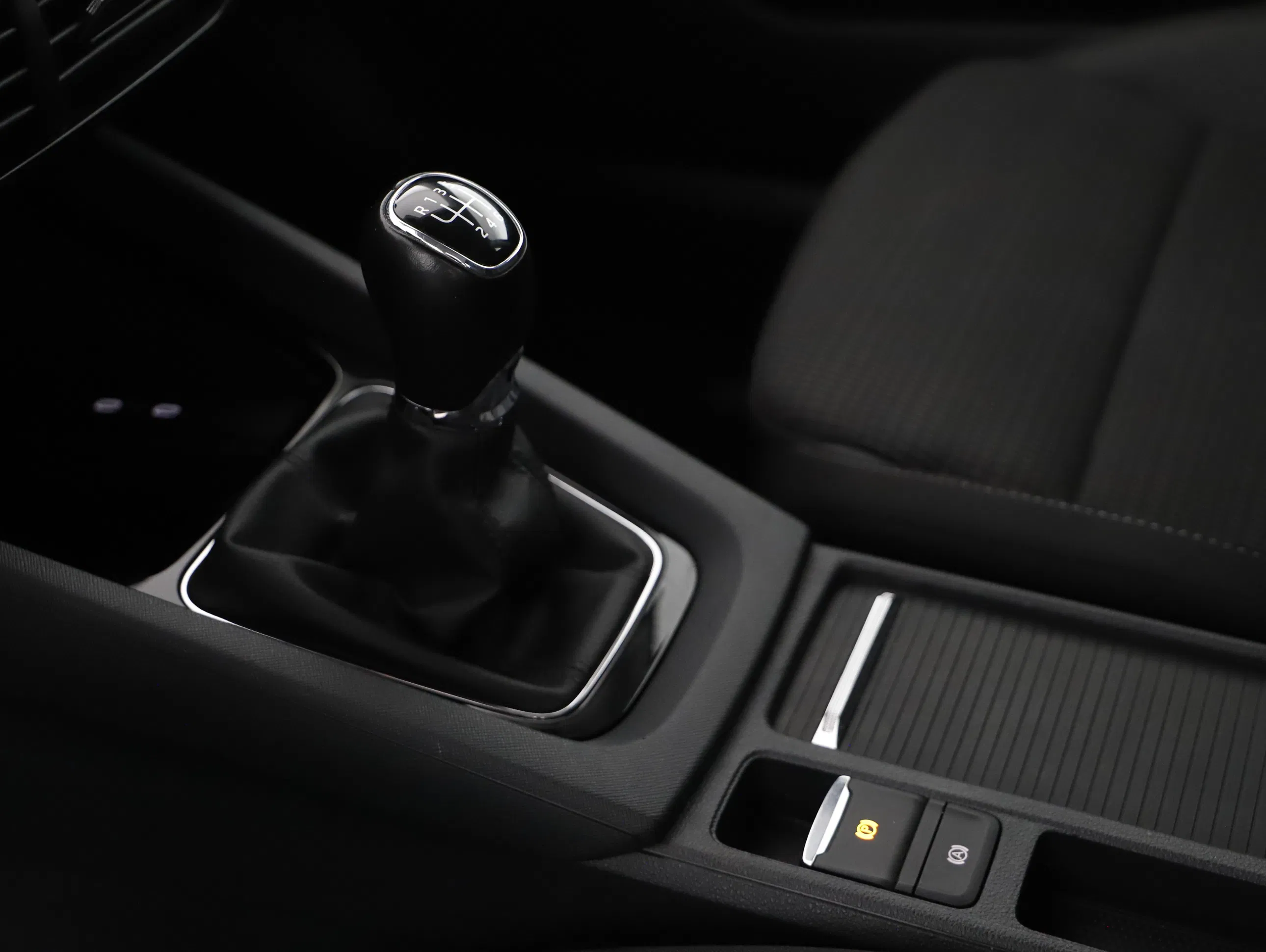 Skoda Octavia Combi 2.0 TDI Ambition | Bild 12 von 23