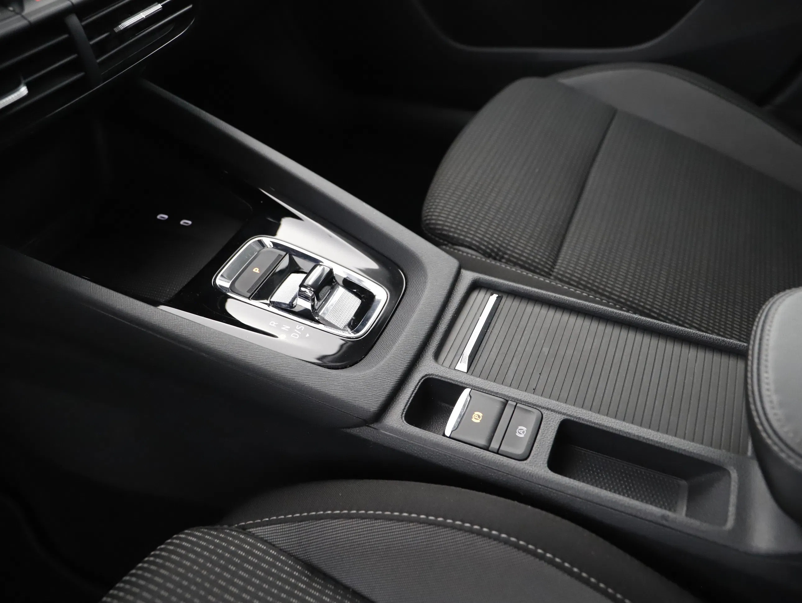 Skoda Octavia Combi 2.0 TDI Ambition | Bild 24 von 29